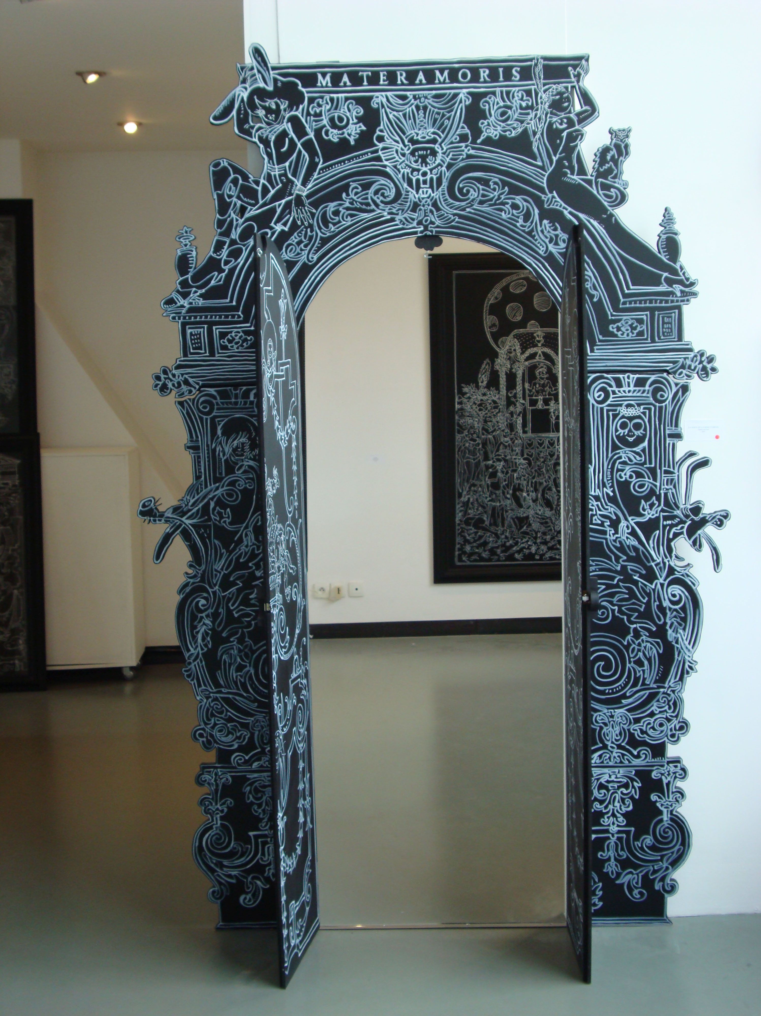 Nicolas Buffe - 2007---09 - Hypnerotomachies - La porte de la Mère d’Amour, (door) ink on panels, 2,7 x 1,6 m (photo 2)