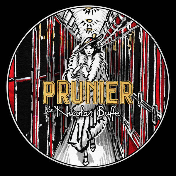 In the sleeping car corridor_1k7